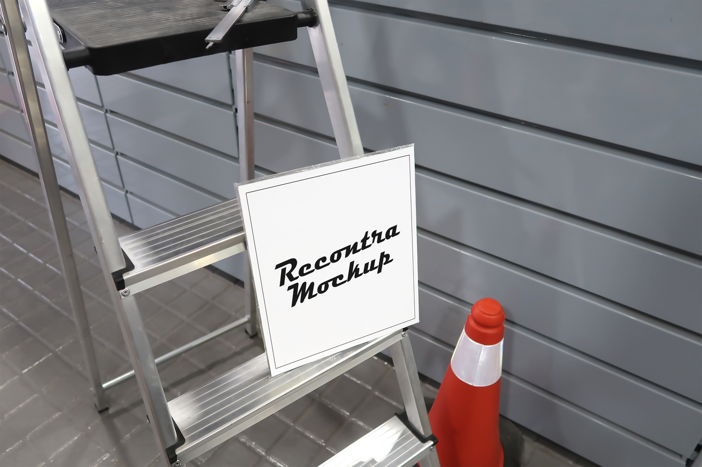 Poster 1:1 - Hardware Store Mockup